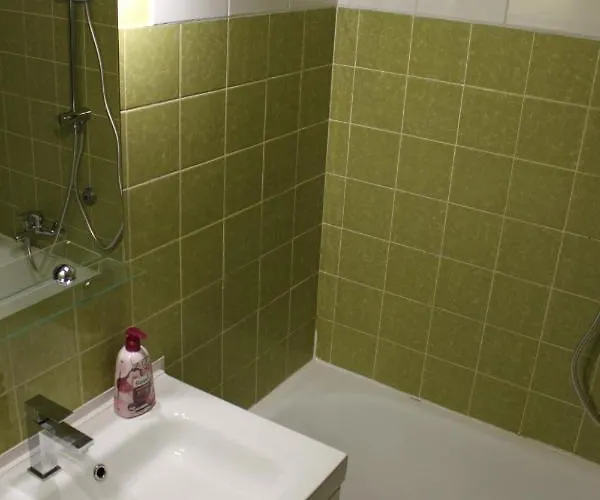 Cosy F2 Basel Saint-louis Apartman